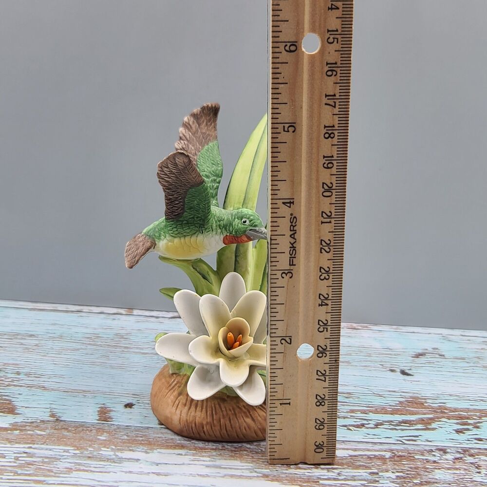 Royal Heritage Birds In Flight Hummingbird Odyssey Flight To Spring With Flower - Picture 9 of 12